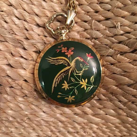 Vintage Caravelle Necklace watch green enamel bird flowers - Picture 7 of 15